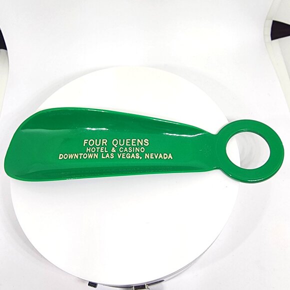 Vintage Four Queens Hotel Casino Green Gold Shoe Horn Las Vegas Nevada - Picture 7 of 7